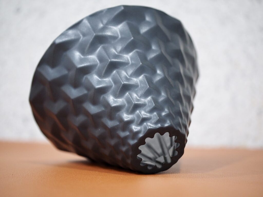 TASTER'S COFFEE CT62 Coffee Dripper Black Detail