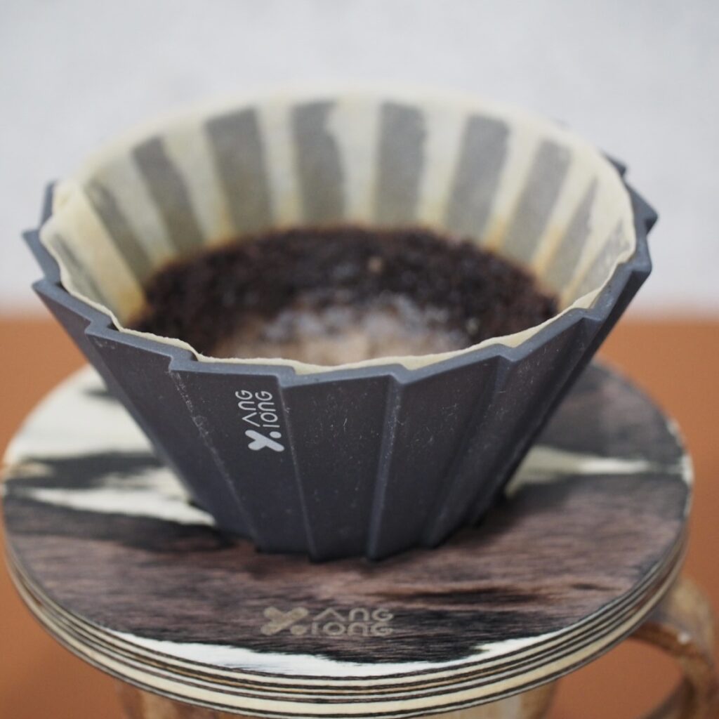 XIONG & YANG Melody Dripper Brewing