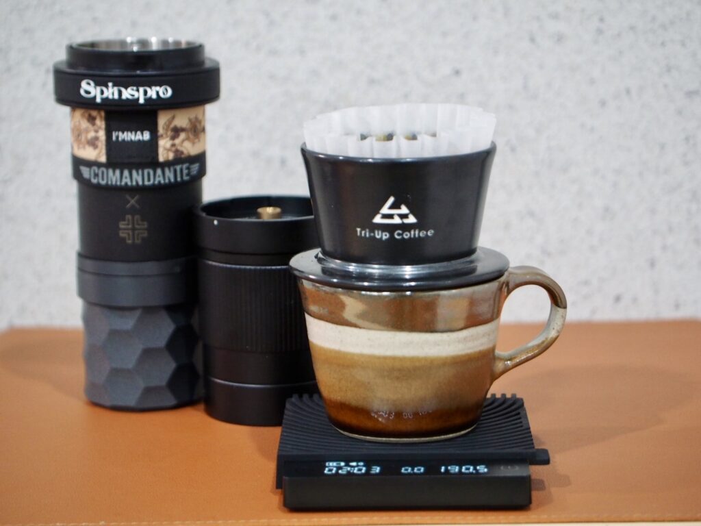 Hario Taiwan x Tri-Up Coffee - FLOW 01 Dripper Brewing