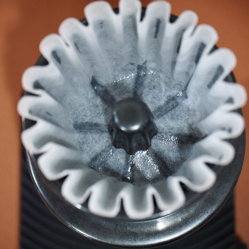 Hario Taiwan x Tri-Up Coffee - FLOW 01 Dripper Detail